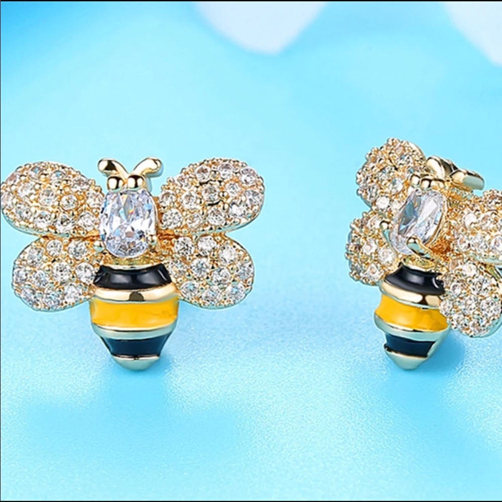 Swarovski Bee Earrings Gold Plated New With Tags - Picture 2 of 5